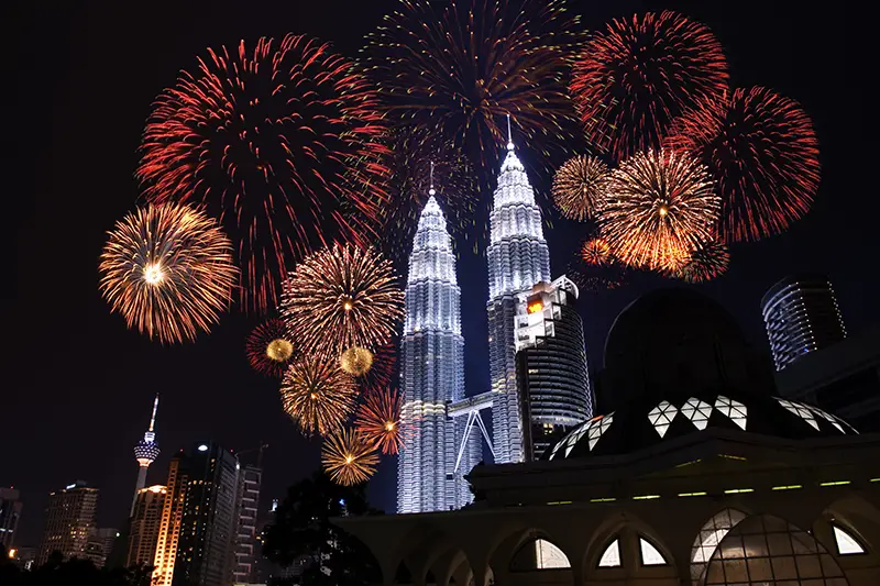 december is the best time to visit Malaysia for new year eve celebration